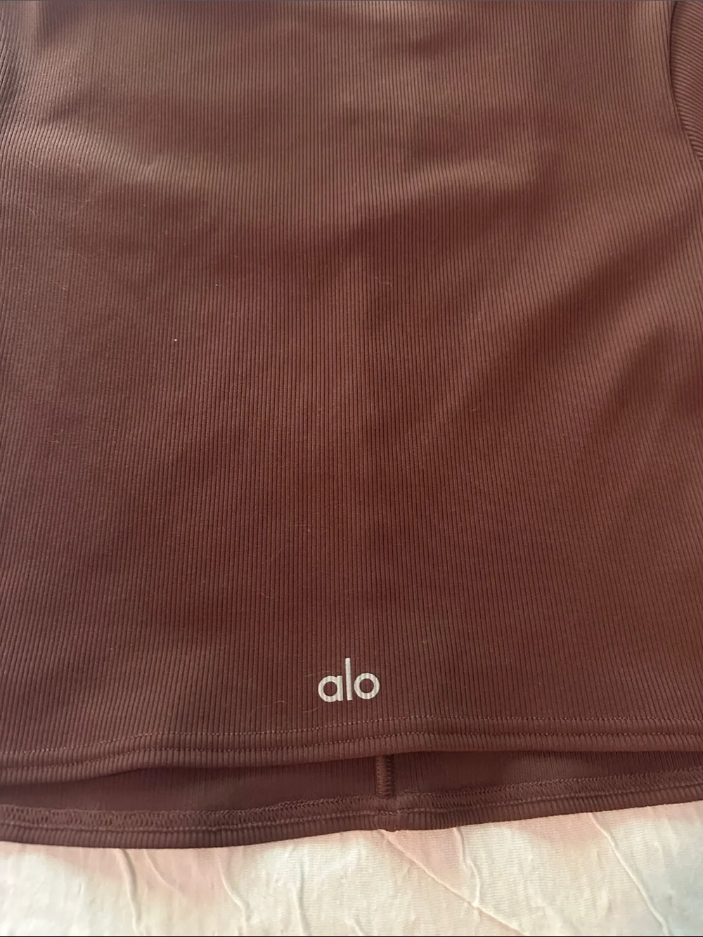 Alo Crop Women's Brown Short Sleeve Notch-Neck Top Large